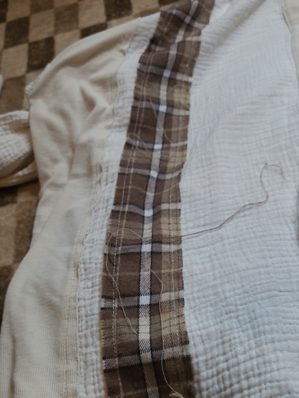 POL Patchwork Flannel - Picture 13 of 13